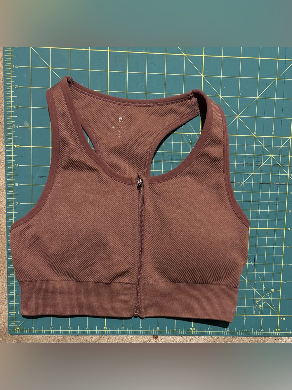 Front-Zip Ribbed Sports Bra - Brown - Picture 5 of 5